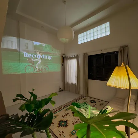 Theroom - Nguyen Cong Tru